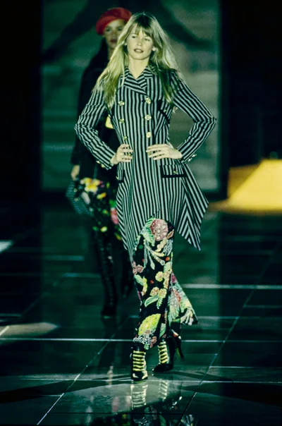 Look 28